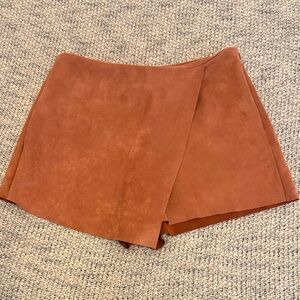 HYFVE Faux Suede Wrap Skort – Size Large